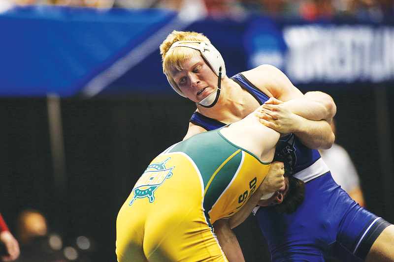 Justin+Kreiter+%28%E2%80%9817%29+takes+down+an+opponent+at+nationals.