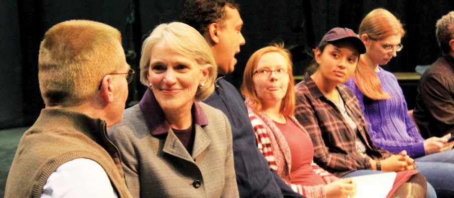From+left%3A+College+Pastor+Mike+Blair%2C+President+Paula+Carlson%2C+Assistant+Professor+of+Political+Science+Pedro+Dos+Santos%2C+Betsy+Fawcett+%28%E2%80%9817%29%2C+Cierra+Buckner+%28%E2%80%9818%29%2C+and+Ashleigh+Bunkofske+%28%E2%80%9818%29.+Panel+members+not+pictured%3A+Interim+Director+of++the+Diversity+Center+Wintlett+Taylor-Browne%2C+Professor+of+Art+Richard+Merrit+and+Associate+Professor+of+Political+Science+Carly+Foster.