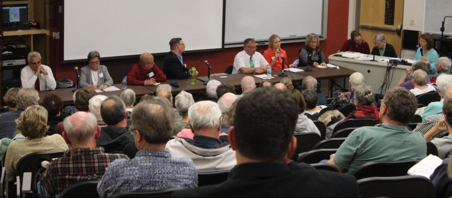 Local+candidates+Decorah+Public+Library+Lorraine+Borowski+%28%E2%80%9870%29%2C+current+Mayor+Pro-Tempore+At-Large+City+Councilman%0AGary+Rustad+Ross+Hadley+%28%E2%80%9895%29%2C+Brett+Robinson+Johanna+Bergan+%28%E2%80%9809%29+Shirley+Vermace+Randy+Schissel+and+Cindy+Albers+Jeff%0ATomlinson+answer+questions+during+the+forum+held+on+Oct.+5.+