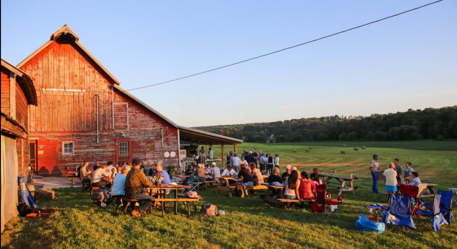 Luna+Valley+Farm+hosts+its+weekly+pizza+night+during+a+beautiful+sunset.