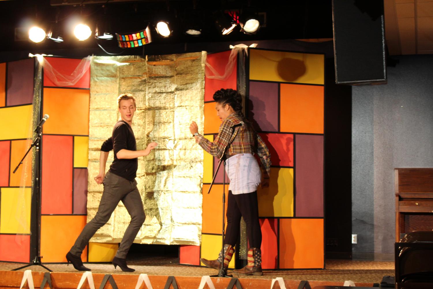 Wyatt Anians (‘19) and Harleigh Boldridge (‘18) lip sync to Beyonce’s “Daddy Lessons.”