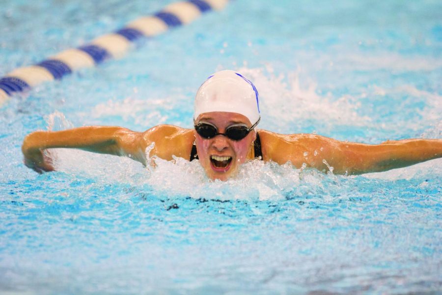 Pilar+Dritz+%28%E2%80%9818%29+swims+butterfly+at+LAC.+