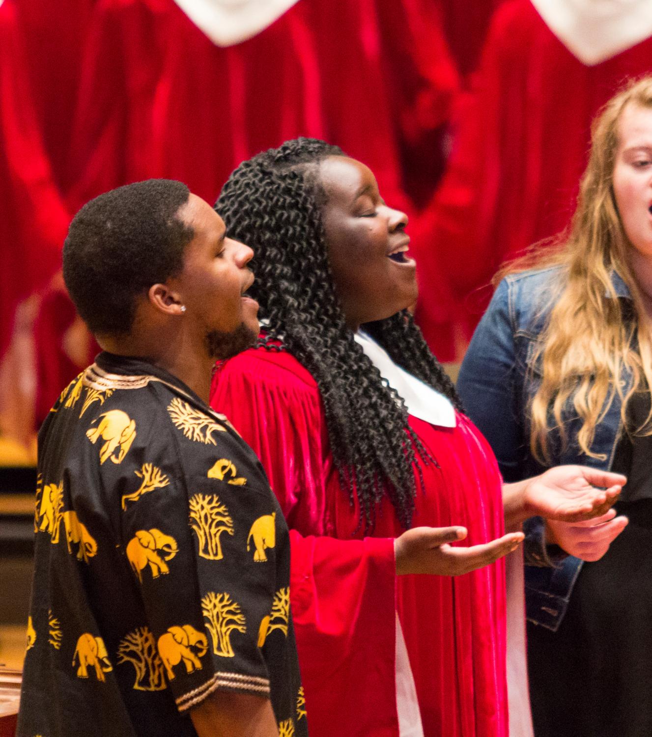 Gospel musician Moses Maina and Gospel Choir member Janet Irankunda (‘19) sing during Gospel Sunday.