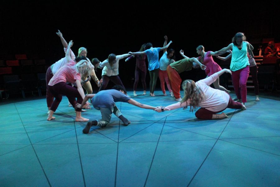 The+performers+in+%E2%80%9CSoil+Turning%E2%80%9D+dance+together+in+the+final+moments+of+the+performance.