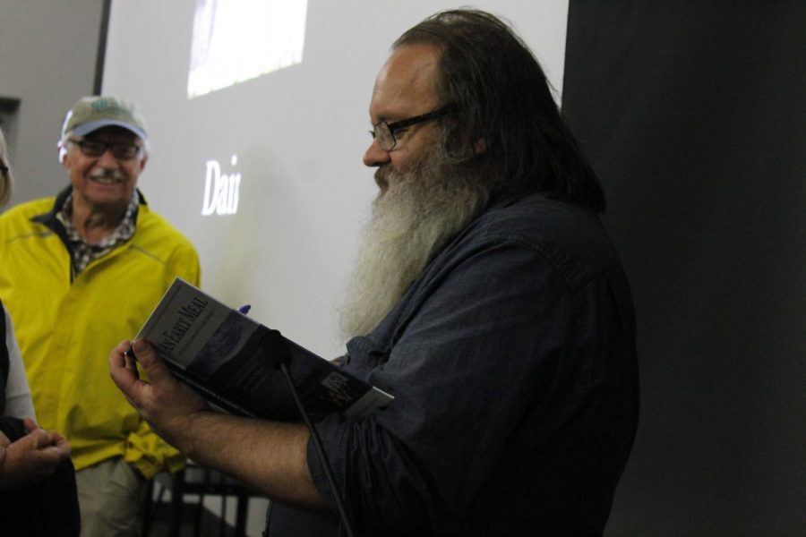 Daniel+Serra+is+an+archeologist+who+is+currently+working+on+a+doctoral+thesis+about+Viking+Age+food.