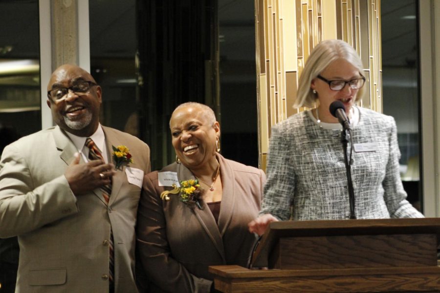 President+Paula+Carlson+presents+the+Spirit+of+Luther+Award+to+Greg+%28%2777%29+and+Vickie+Fields.