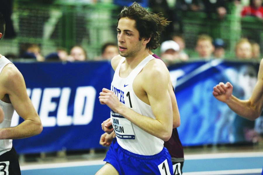 Dan Iselin (‘21) rounds a curve at the NCAA III mile preliminaries on Friday, March 8.