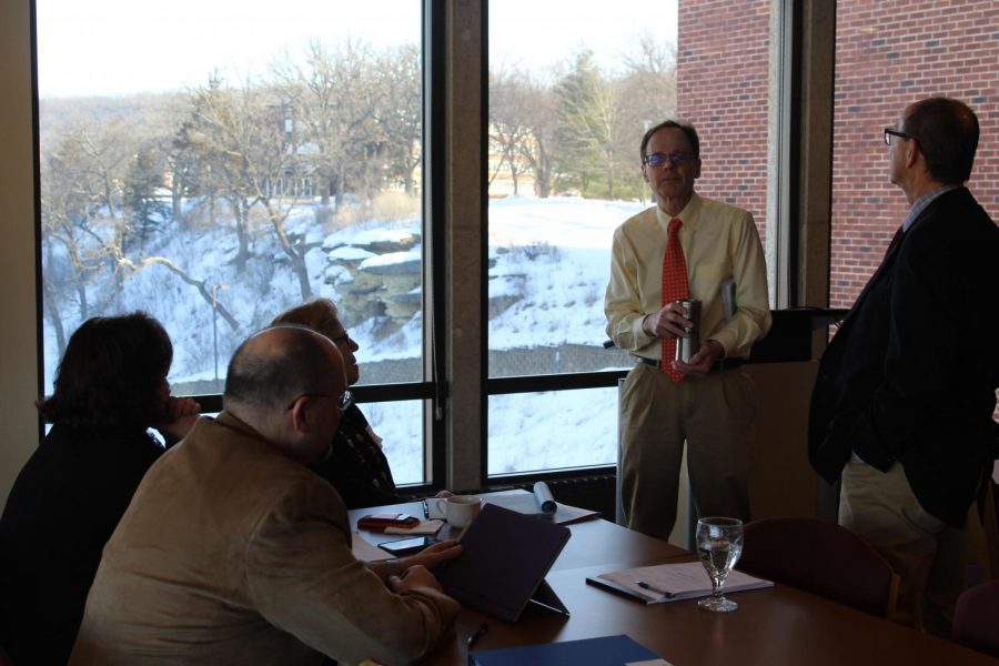 The+peer+corps+team+consisted+of+Dean+of+Nursing+at+Harding+University+Susan+Kehl%2C+Professor+of+Psychology+at+John+Carroll+University+Elizabeth+V.+Swenson%2C+Assistant+Professor+of+Chemistry+at+West+Liberty+University+Jon+Serra%2C+and+Vice+President+of+Academic+Affairs+at+North+Central+University+Don+Tucker+talk+with+Professor+of+Physics+and+Associate+Dean+Jeff+Wilkerson+after+a+forum.++++++++++++++++++++++++++++++++++++++++++++++++++++++%09%09%09%09%09+++++