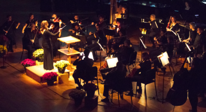 Colligate Chorale, Decorah Chorale, and select orchestra musicians get ready to perform.