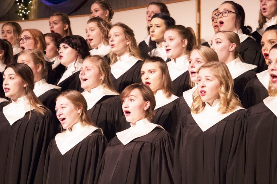 Aurora members sing at Christmas at Luther 2019: Whom Angels Greet with Anthem Sweet.