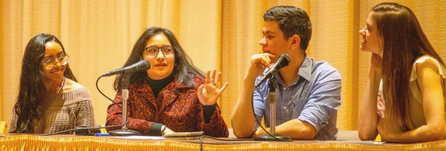 Lorelayn Coto (‘21), Salomé Valdivieso (‘23), Gabriel Palacios (‘22) and Professor of Africana Studies and History Kelly Sharp participated in the “Latinx panel: Experiences at Luther College.”