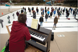 Luther College Collegiate Choir practices in the Decorah community pool to physical distance and follow local and 
national health guidelines