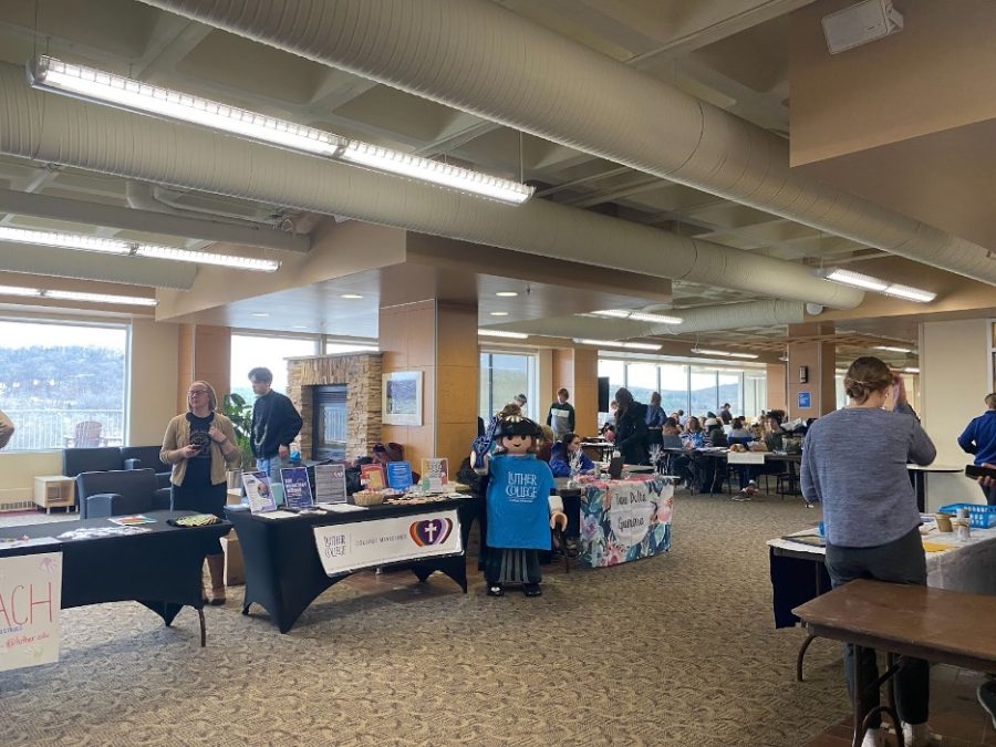 The Student Activities Fair, February 16, 2023. Photo courtesy of Bao Nguyen (‘26).