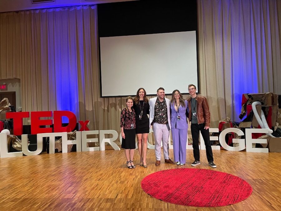 From Left to Right: Dr. Enos-Berlage, Brittany Todd, Cole Blalock, Dr. Laura Meihofer and William Tuchtenhagen (‘23). Photo Courtesy of Korpo M. Selay (‘26). 